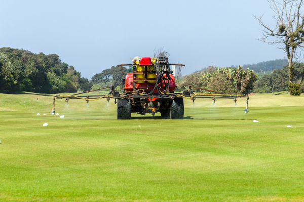 Cost of Golf Course Lawn Care in Newark